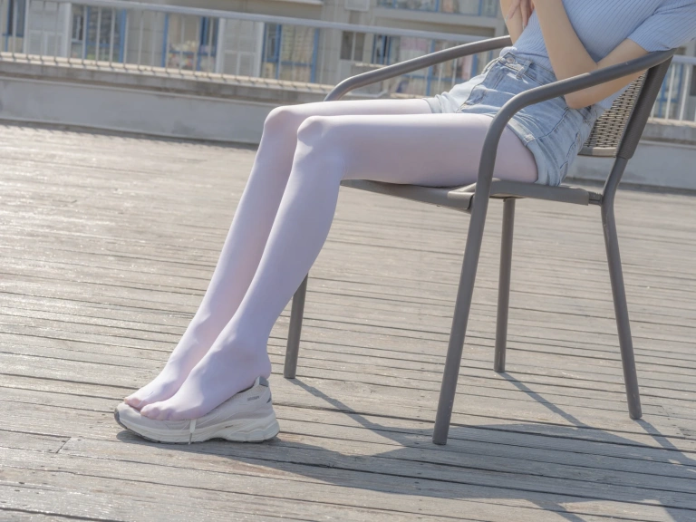 《媛媛-001》｜森萝财团 · 59张写真、1 个视频