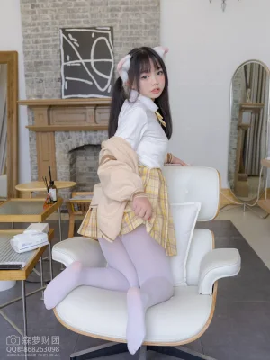 《亿清-01》｜森萝财团 · 68张写真、1 个视频