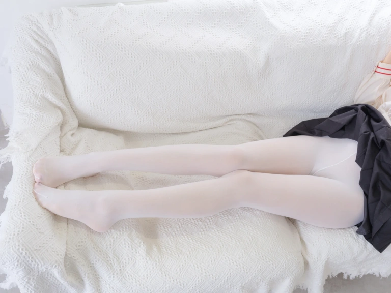 《森罗财团 蜃楼-01E 4k》｜森萝财团 · 101张写真、1 个视频