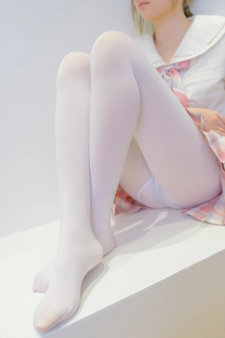 《微风-03》｜森萝财团 · 109张写真、1 个视频