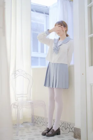 《微风-04》｜森萝财团 · 102张写真、1 个视频