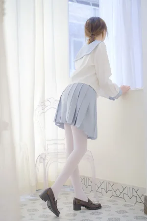 《微风-04》｜森萝财团 · 102张写真、1 个视频