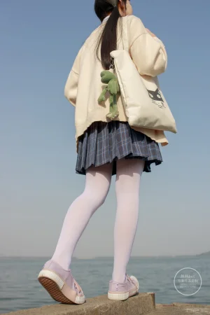 《有料-04》｜森萝财团 · 77张写真