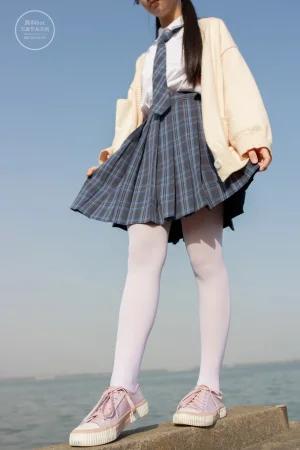 《有料-04》｜森萝财团 · 77张写真