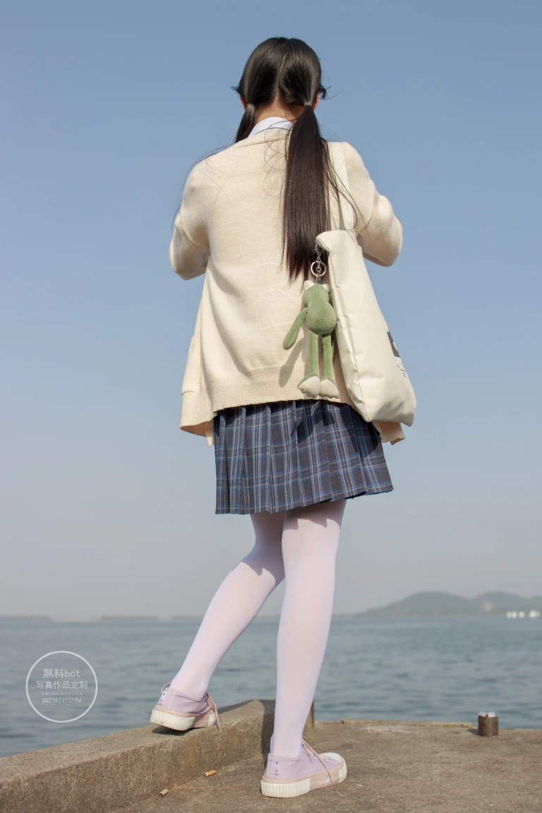 《有料-04》｜森萝财团 · 77张写真