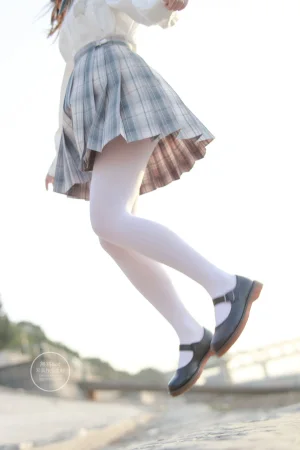 《有料-12》｜森萝财团 · 80张写真