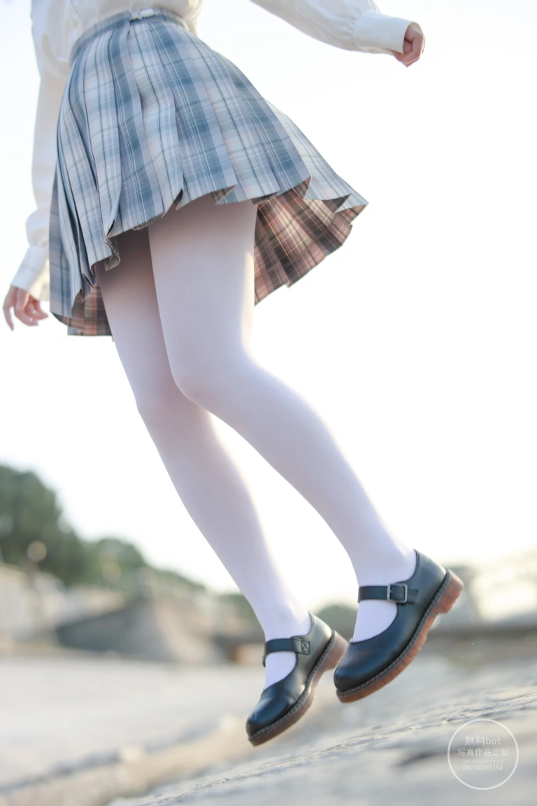 《有料-12》｜森萝财团 · 80张写真