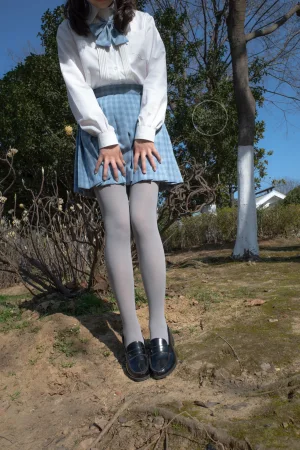 《有料-30》｜森萝财团 · 100张写真