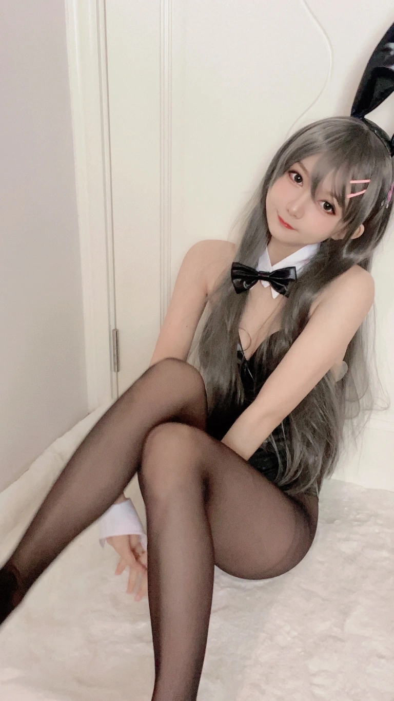 《樱岛麻衣》｜51酱 · 40张写真、1 个视频