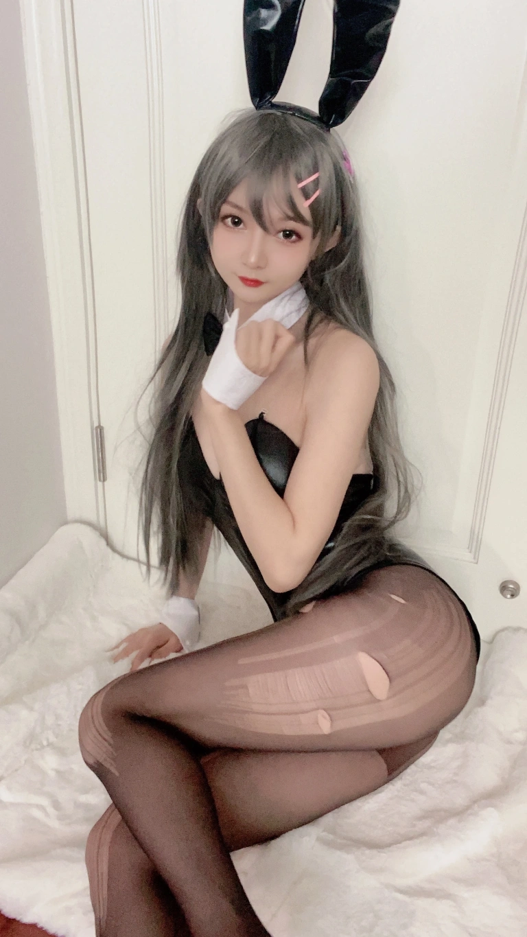 《樱岛麻衣》｜51酱 · 40张写真、1 个视频