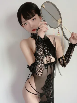《靡烟》｜51酱 · 35张写真