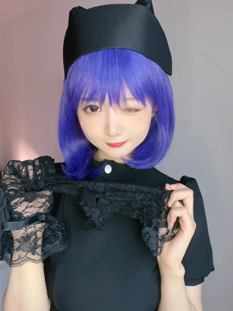 《2023年03月真爱粉》｜51酱 · 57张写真、5 个视频