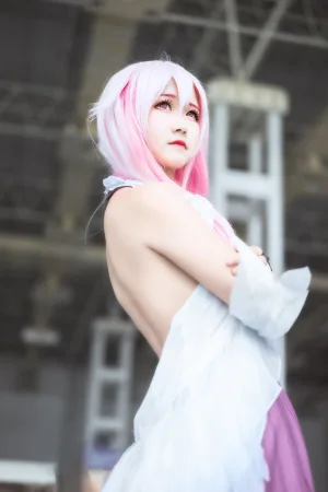 《EGOIST》｜三度_69 · 8张写真