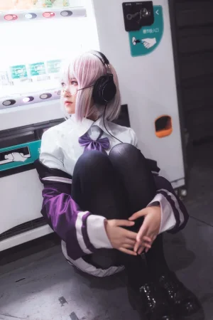 《电光超人古立特》｜三度_69 · 9张写真