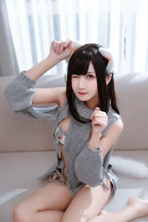 《露背毛衣》｜三度_69 · 36张写真、2 个视频