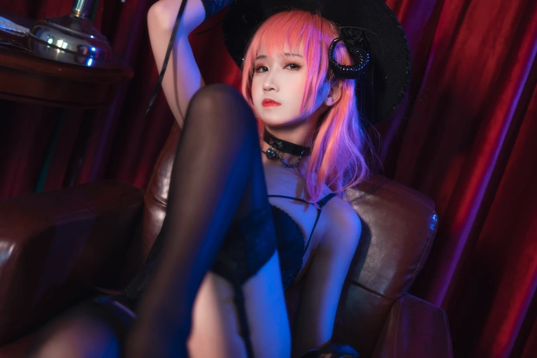 《双面恋人》｜三度_69 · 36张写真、1 个视频