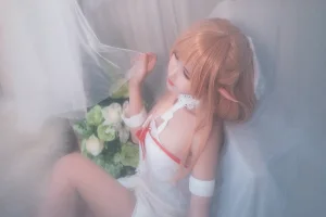 《亚斯娜》｜三度_69 · 40张写真