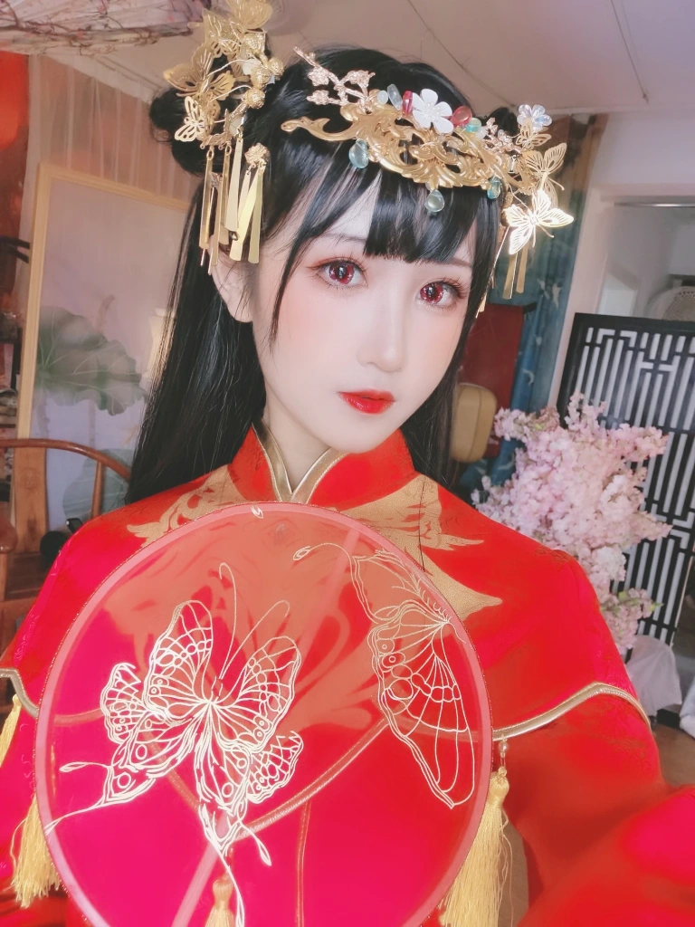 《逸仙 自拍》｜三度_69 · 20张写真