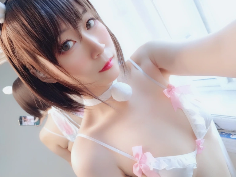 《兔子1》｜白银81 · 40张写真、2 个视频