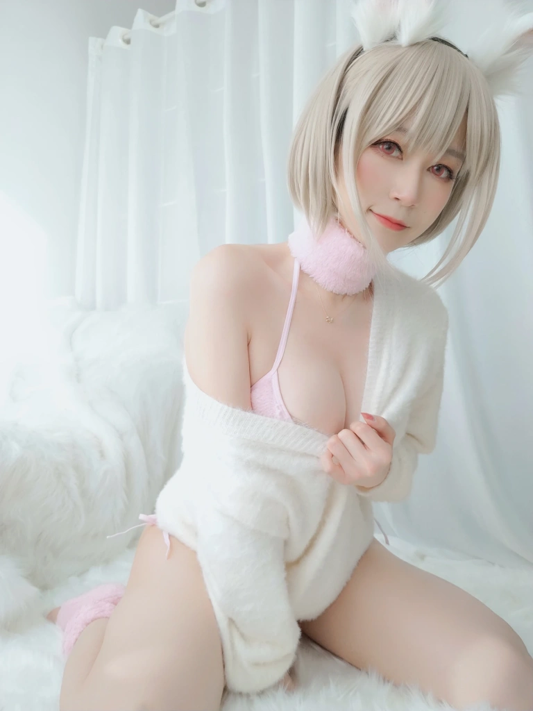 《小白兔》｜白银81 · 105张写真、2 个视频