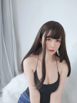 《露背上衣》｜白银81 · 63张写真、1 个视频