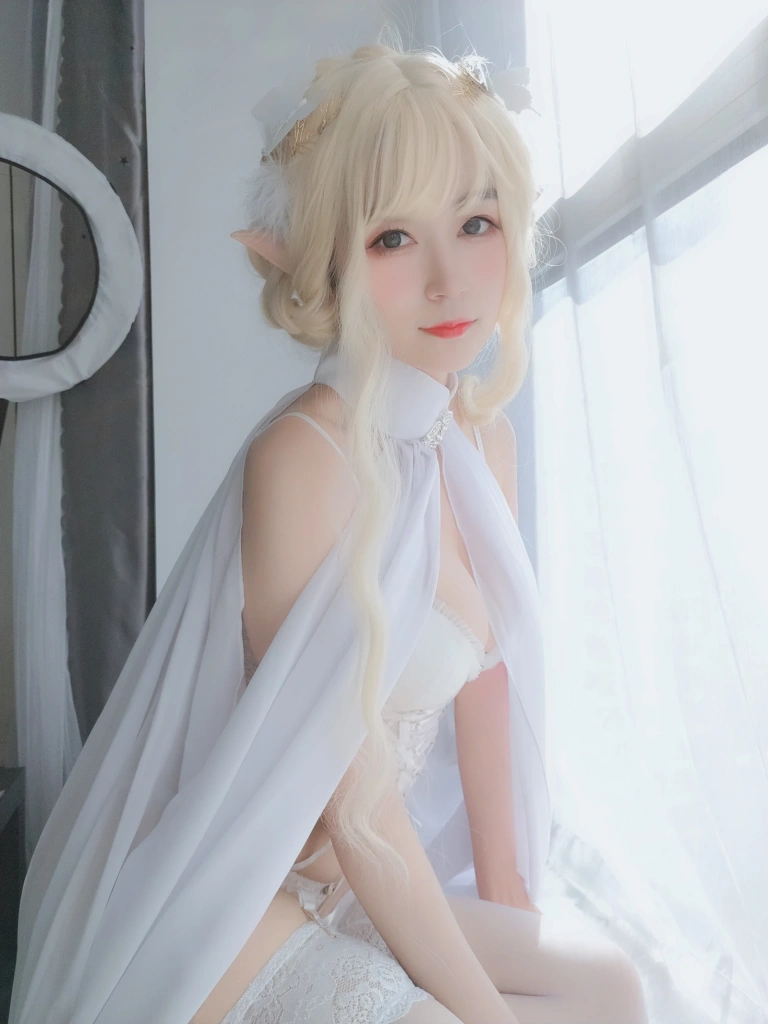 《自撮り Vol.45 小白羊》｜白银81 · 141张写真、8 个视频