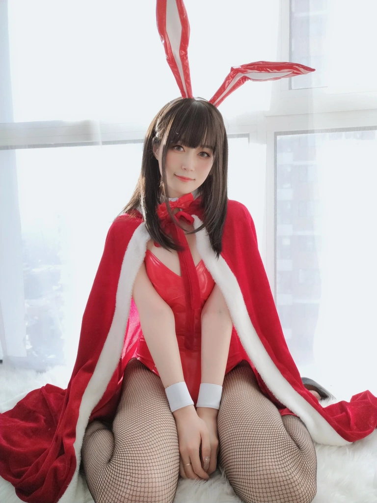 《自撮り Vol.50 圣诞兔女郎》｜白银81 · 97张写真、6 个视频