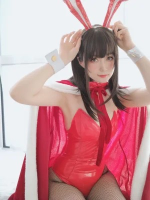 《自撮り Vol.50 圣诞兔女郎》｜白银81 · 97张写真、6 个视频