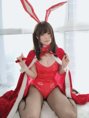 《自撮り Vol.50 圣诞兔女郎》｜白银81 · 97张写真、6 个视频
