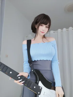 《自撮りVol.59 吉他妹妹》｜白银81 · 165张写真