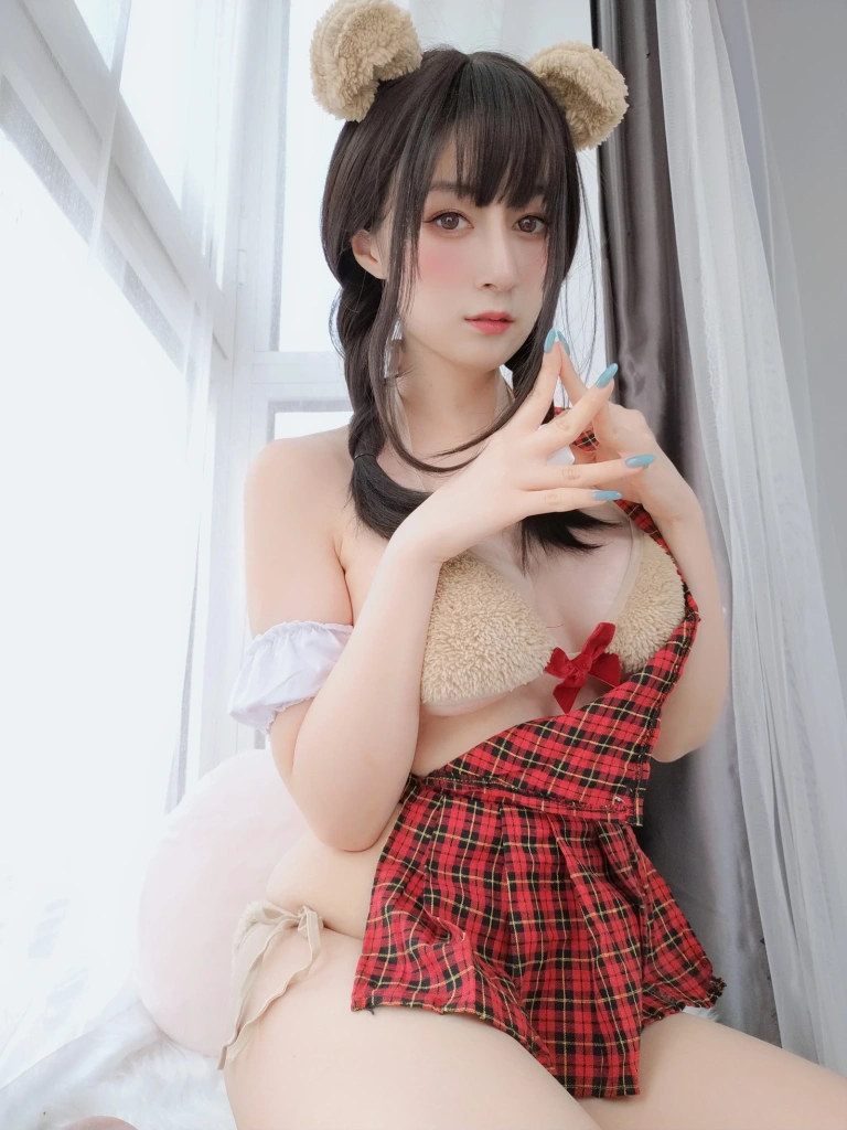 《可爱的熊》｜白银81 · 56张写真、5 个视频