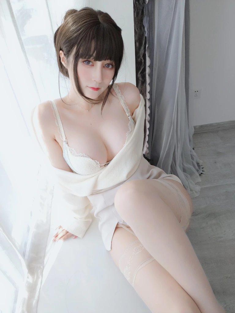 《2022.01月会员合集（全17期）》｜白银81 · 381张写真、10 个视频
