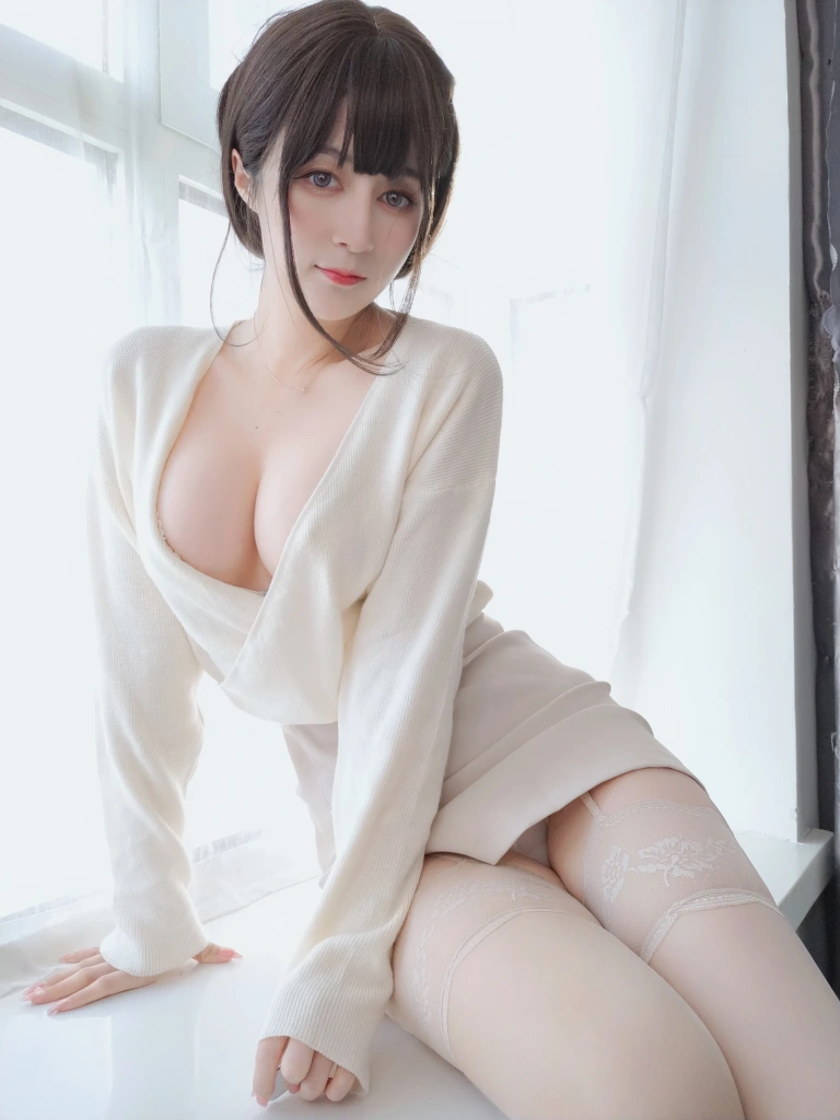 《2022.01月会员合集（全17期）》｜白银81 · 381张写真、10 个视频