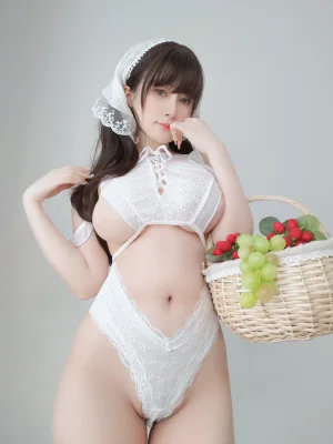 《Fantia 2023年10月会员合集（26期）》｜白银81 · 349张写真、8 个视频