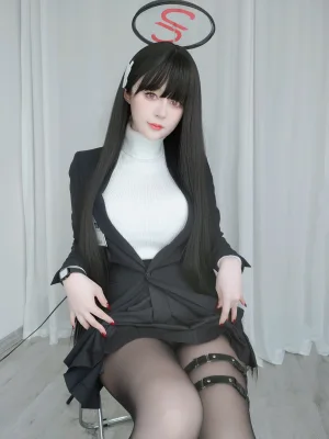《Fantia 2023年12月会员合集（23期）》｜白银81 · 333张写真、5 个视频