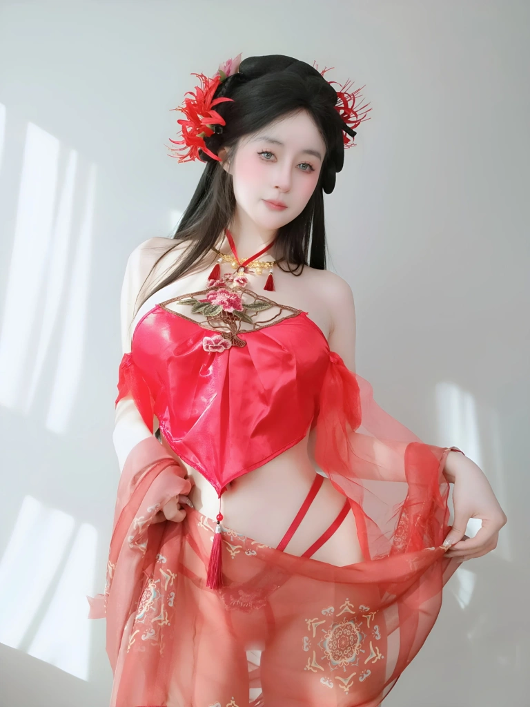 《Fantia 2025年05月会员合集》｜白银81 · 100张写真、7 个视频