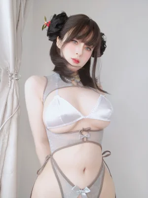 《Fantia 2024年10月会员合集》｜白银81 · 105张写真、5 个视频