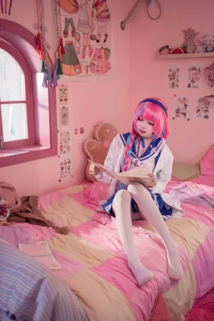 《湊阿库娅 私服》｜艾西Aiwest · 55张写真