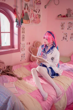 《湊阿库娅 私服》｜艾西Aiwest · 55张写真