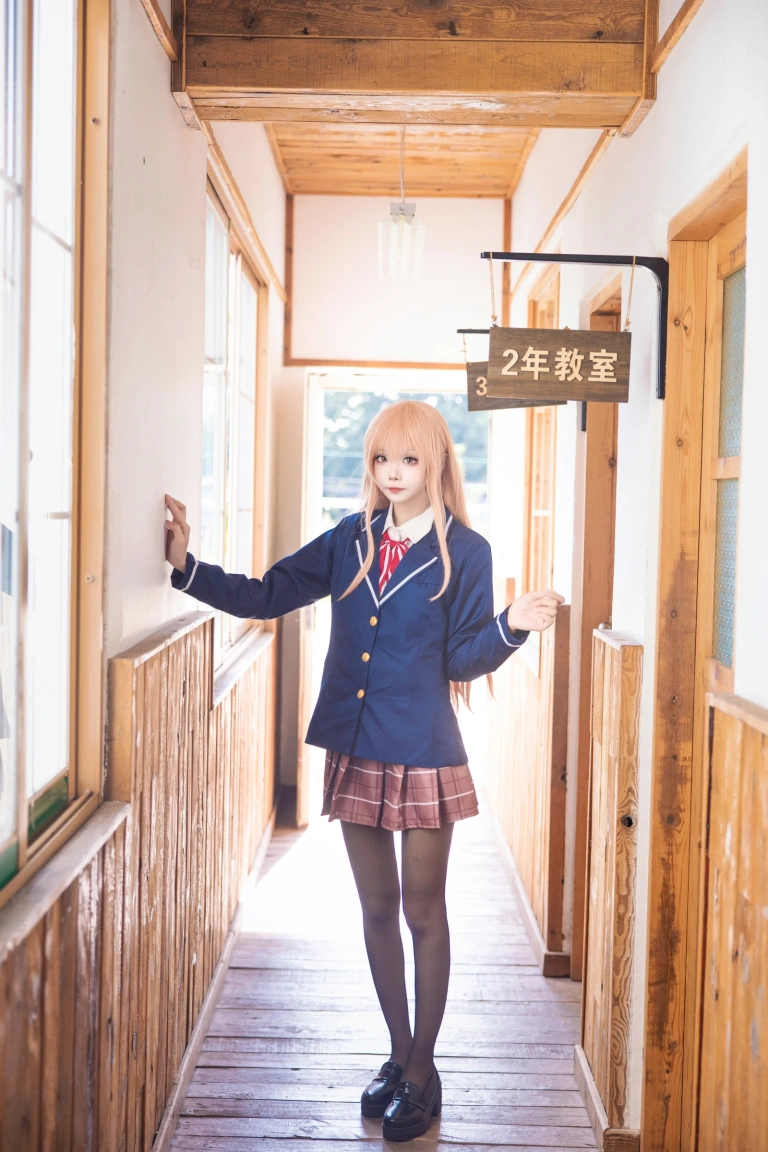 《邻家天使 椎名真昼》｜艾西Aiwest · 40张写真
