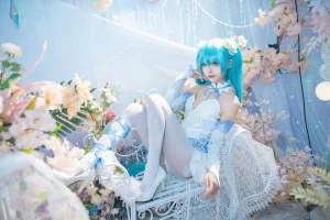 《初音 粉蝶花》｜艾西Aiwest · 42张写真