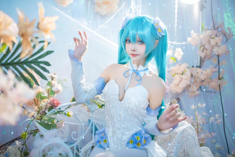 《初音 粉蝶花》｜艾西Aiwest · 42张写真