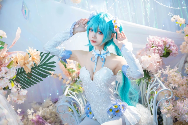 《初音 粉蝶花》｜艾西Aiwest · 42张写真