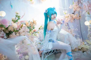 《初音 粉蝶花》｜艾西Aiwest · 42张写真