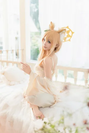 《碧蓝档案 伊落玛丽 睡衣》｜艾西Aiwest · 34张写真