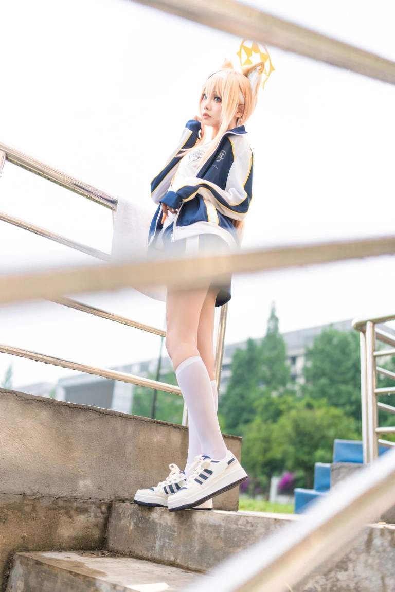 《碧蓝档案 伊落玛丽 体操服》｜艾西Aiwest · 44张写真