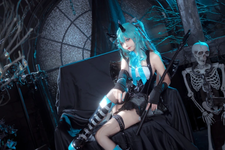《初音小恶魔》｜艾西Aiwest · 26张写真