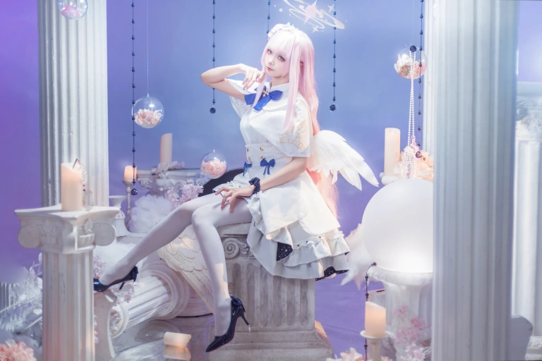 《圣园未花》｜艾西Aiwest · 40张写真