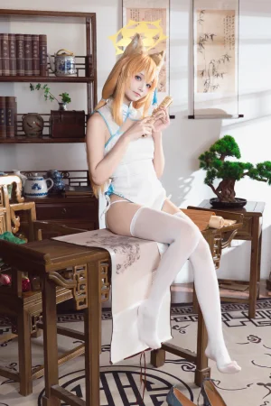 《蔚蓝档案 伊落玛丽 旗袍》｜艾西Aiwest · 30张写真