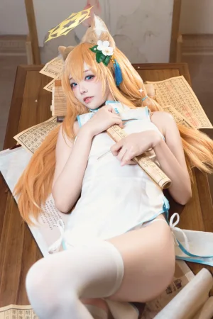 《蔚蓝档案 伊落玛丽 旗袍》｜艾西Aiwest · 30张写真